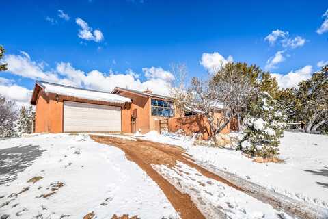 36 B Camino Canjilon, Santa Fe, NM 87508