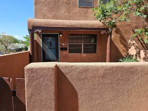 809 Don Diego, Santa Fe, NM 87505