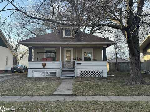 906 S 17Th Street, Centerville, IA 52544