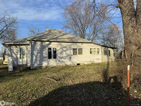 1423 S 21St Street, Centerville, IA 52544