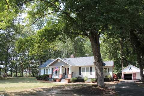 121 Oaklawn Road, Pelzer, SC 29669