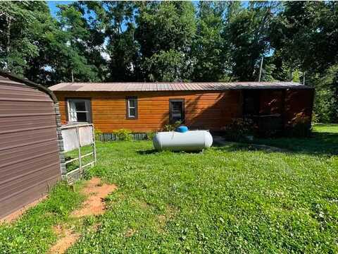 140 Cole Road, Copperhill, TN 37317