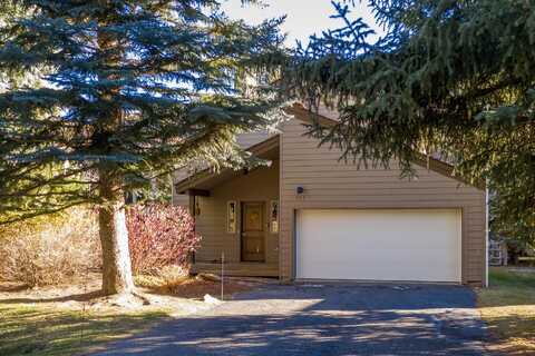 111 SUNRISE Dr, Sun Valley, ID 83353