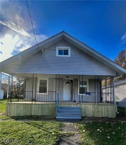 832 Merton Avenue, Akron, OH 44306