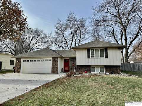 1815 Sherwood Cove, Fremont, NE 68025