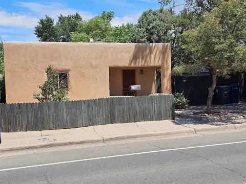 Paseo De Peralta, SANTA FE, NM 87501