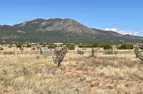 Entranosa Rd, Edgewood, NM 87015