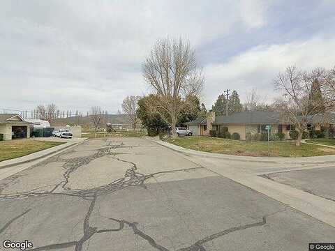 Maple St #32, Tehachapi, CA 93561