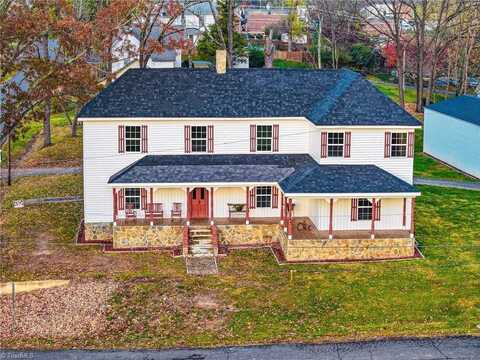 105 Dodson Street, Pilot Mountain, NC 27041