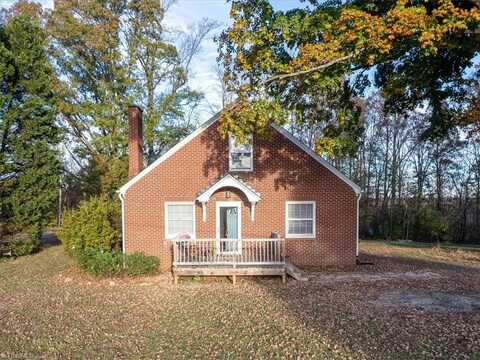 3221 Settle Bridge Road, Stoneville, NC 27048