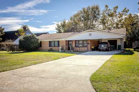 129 Woodglen Drive, Gulfport, MS 39507