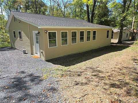 Evergreen Drive, Bushkill, PA 18324