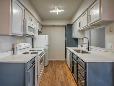 11427 Springhollow Road, Oklahoma City, OK 73120