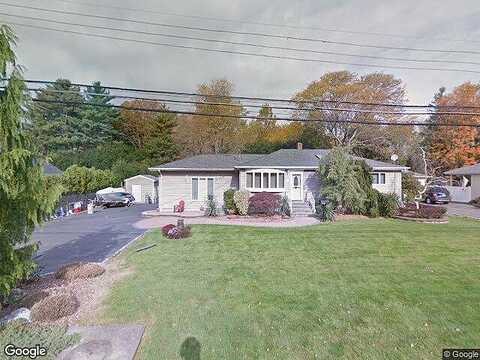 Oakwood, GREENLAWN, NY 11740