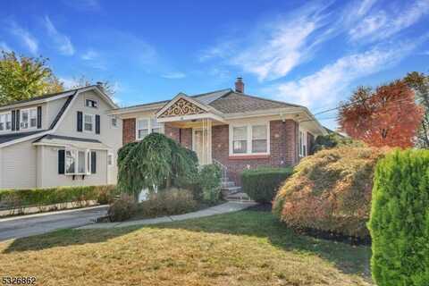 100 Anderson Ave, Bergenfield, NJ 07621