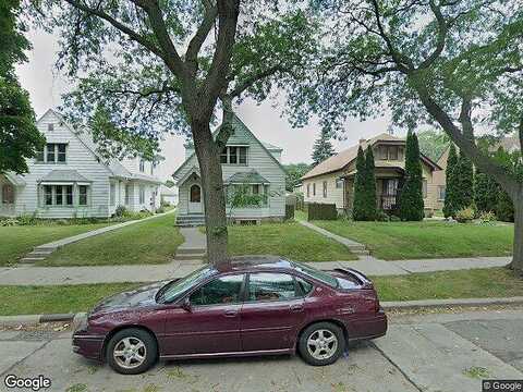 39Th, MILWAUKEE, WI 53216