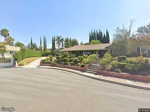 Mallot, GRANADA HILLS, CA 91344