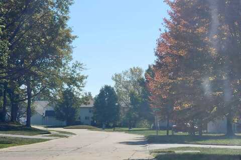 Summergate, SAINT PETERS, MO 63303