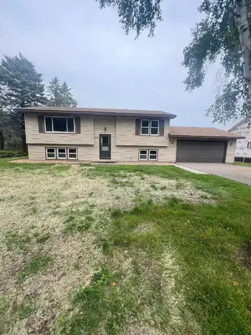 Lois, CIRCLE PINES, MN 55014