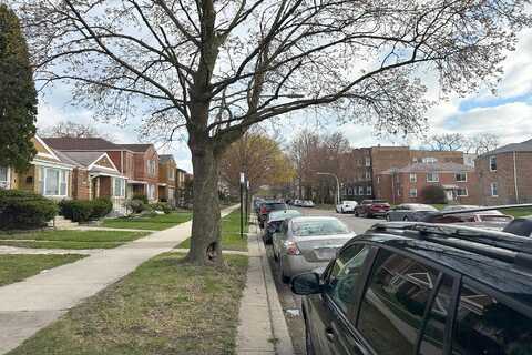 Colfax, CHICAGO, IL 60617