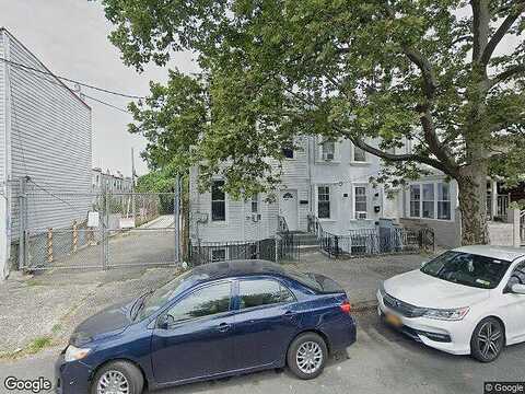 Logan, BROOKLYN, NY 11208
