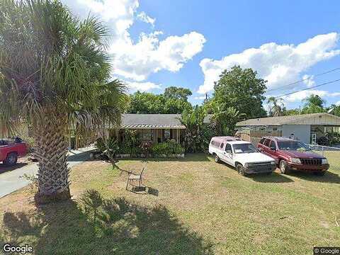 17Th Street, BRADENTON, FL 34208