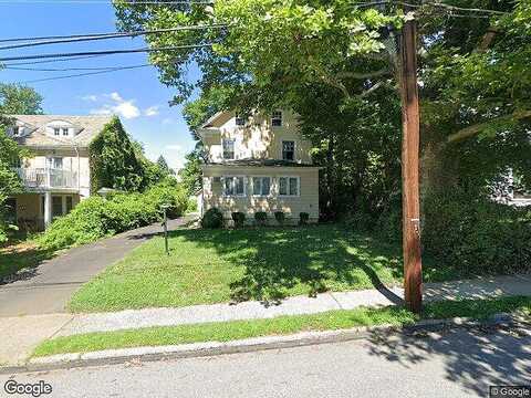 Cadwalader Ave, CHELTENHAM, PA 19012