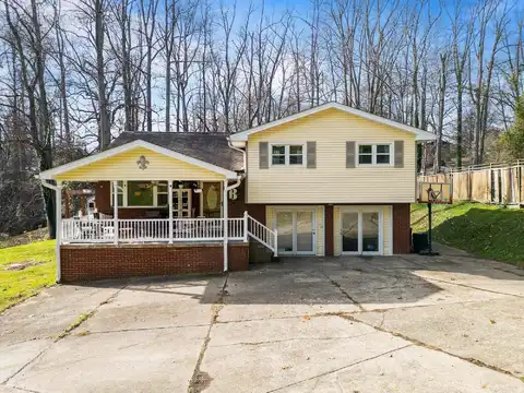 972 Pine Hill Estates Road, Kenova, WV 25530