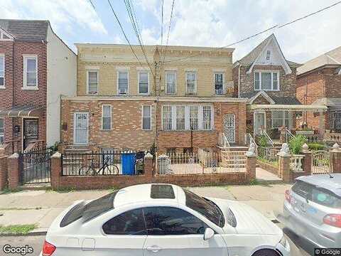 40Th, BROOKLYN, NY 11210