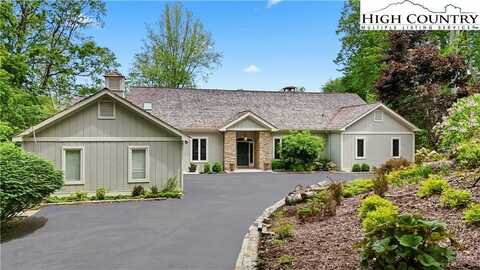 665 Raven Ridge Road, Banner Elk, NC 28604