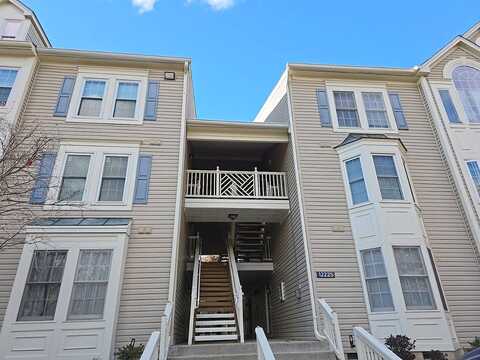 Fairfield House Dr A, Fairfax, VA 22033