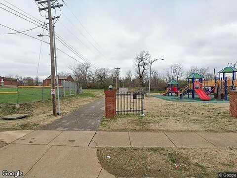 Clara Ave, SAINT LOUIS, MO 63103