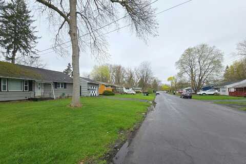 Slayton, SYRACUSE, NY 13205