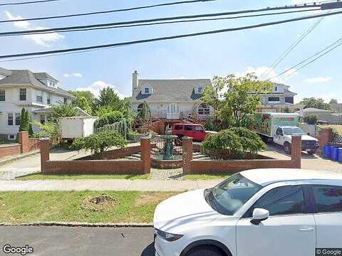 Powells Cove, WHITESTONE, NY 11357