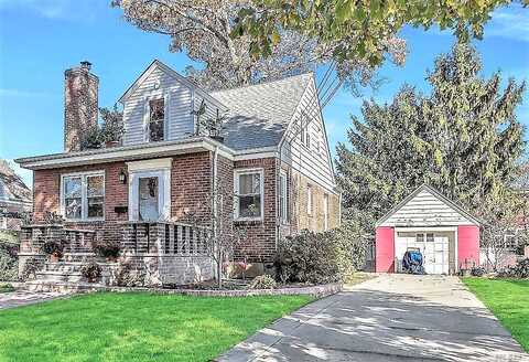 Webster St, VALLEY STREAM, NY 11580