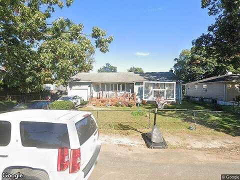 27Th, WYANDANCH, NY 11798