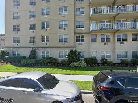 Beach 80Th, ROCKAWAY BEACH, NY 11693