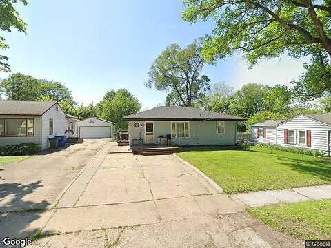 38Th, DES MOINES, IA 50317