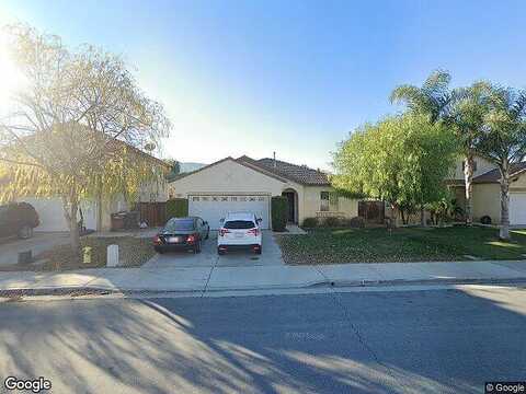 Calle Luna, MORENO VALLEY, CA 92555