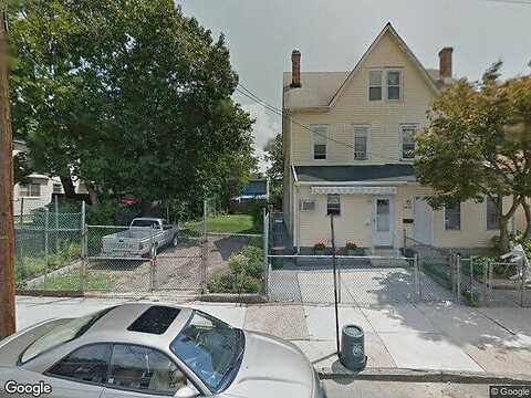 High, CAMDEN, NJ 08105