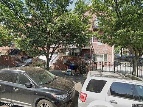 29Th, BROOKLYN, NY 11226