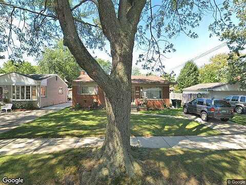 Greenlawn, SAINT CLAIR SHORES, MI 48082