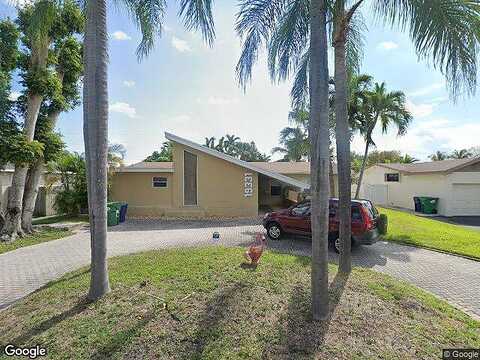 18Th, MIAMI, FL 33179