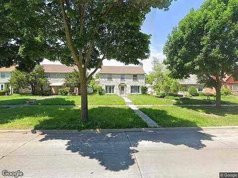 51St, MILWAUKEE, WI 53216