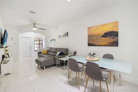 194Th, MIAMI, FL 33179