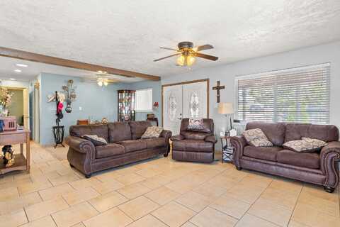 10Th, RIO RANCHO, NM 87144