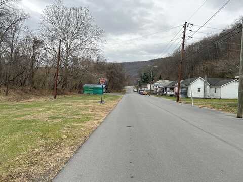 Verge, CLIFTON FORGE, VA 24422