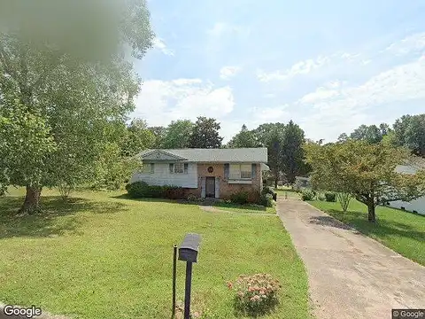 17Th, HICKORY, NC 28601