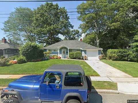 Lake Shore Blvd, MASSAPEQUA, NY 11758