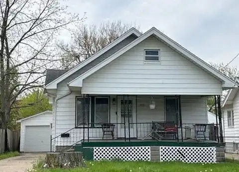 Laura, WEST PEORIA, IL 61604